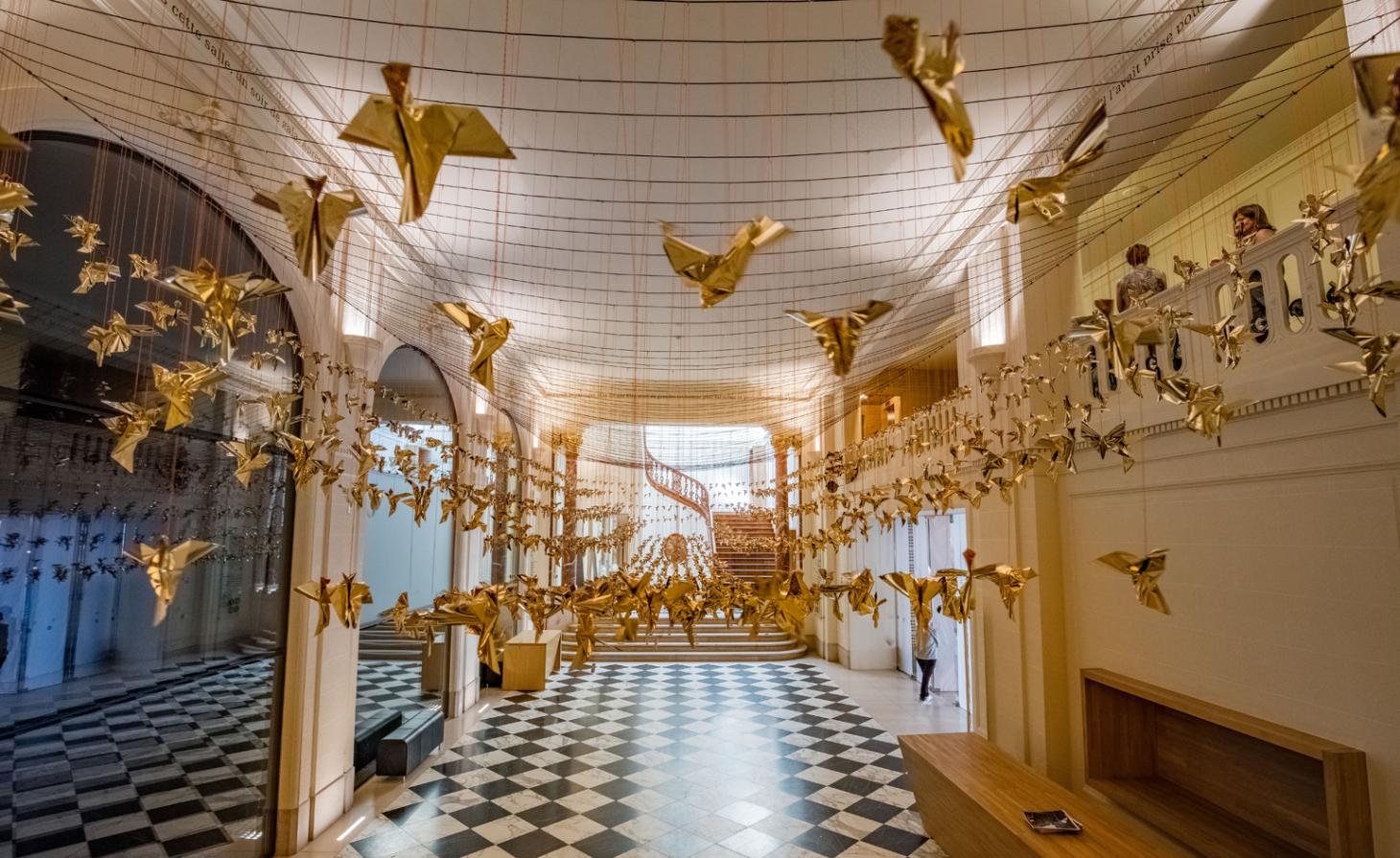 查尔斯·凯辛为劳斯莱斯创作 2500 件微型折纸艺术装置-21