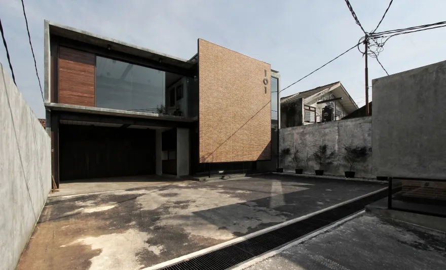 印尼工业风办公室设计 | 满足五感的舒适空间-8