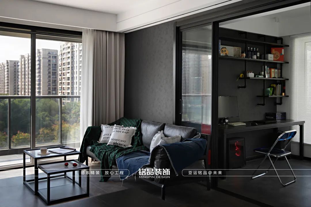 酷黑私宅 · 现代风格设计展现极致艺术美学丨中国杭州丨铭品装饰-16