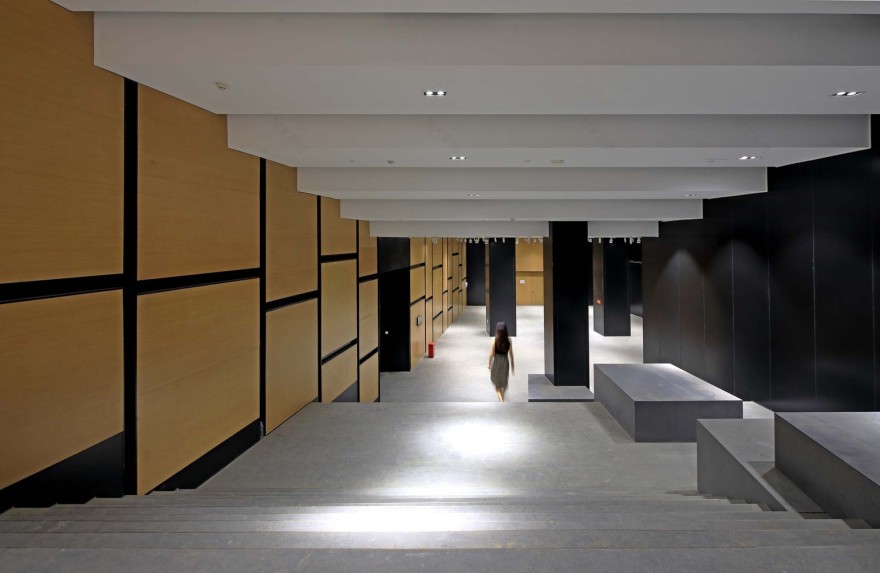 城市更新中的多功能办公空间——CADG 创新科研示范中心-53