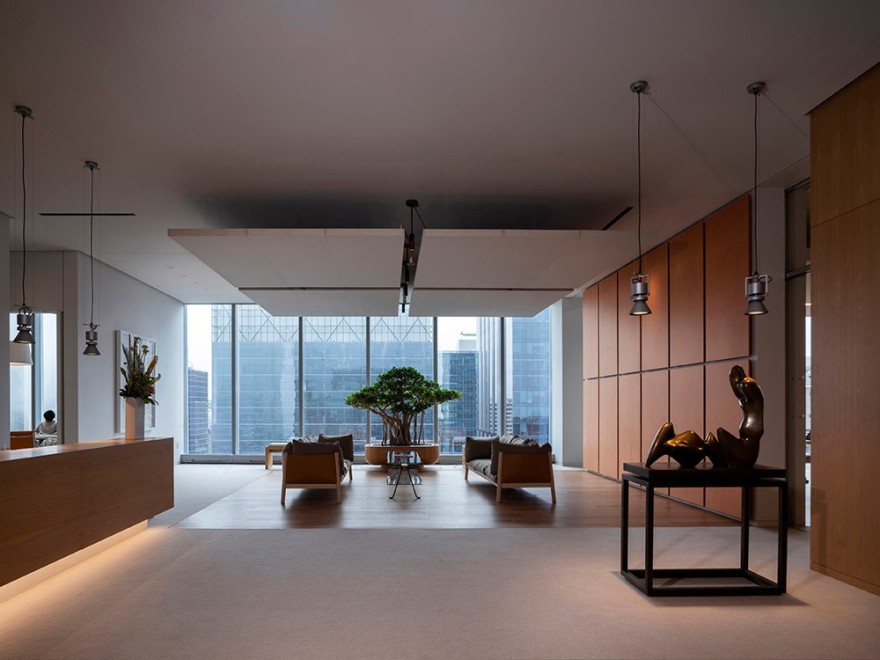 芝加哥摩天楼中的艺术与自然交融-10