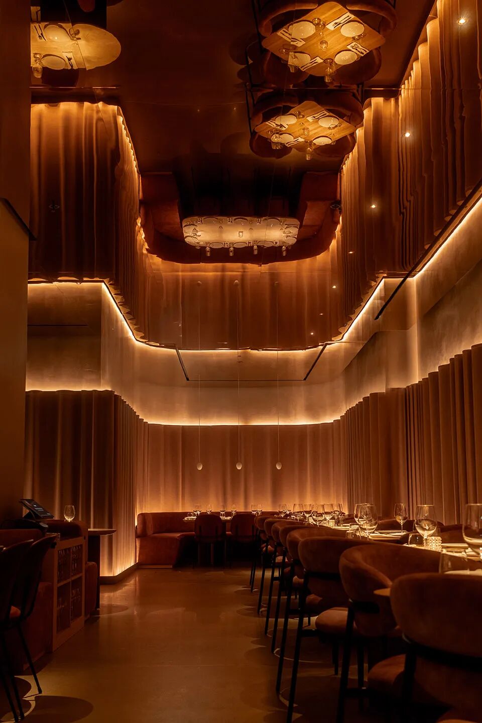 MRPORTER牛排馆及酒吧：诱人而隐秘-56