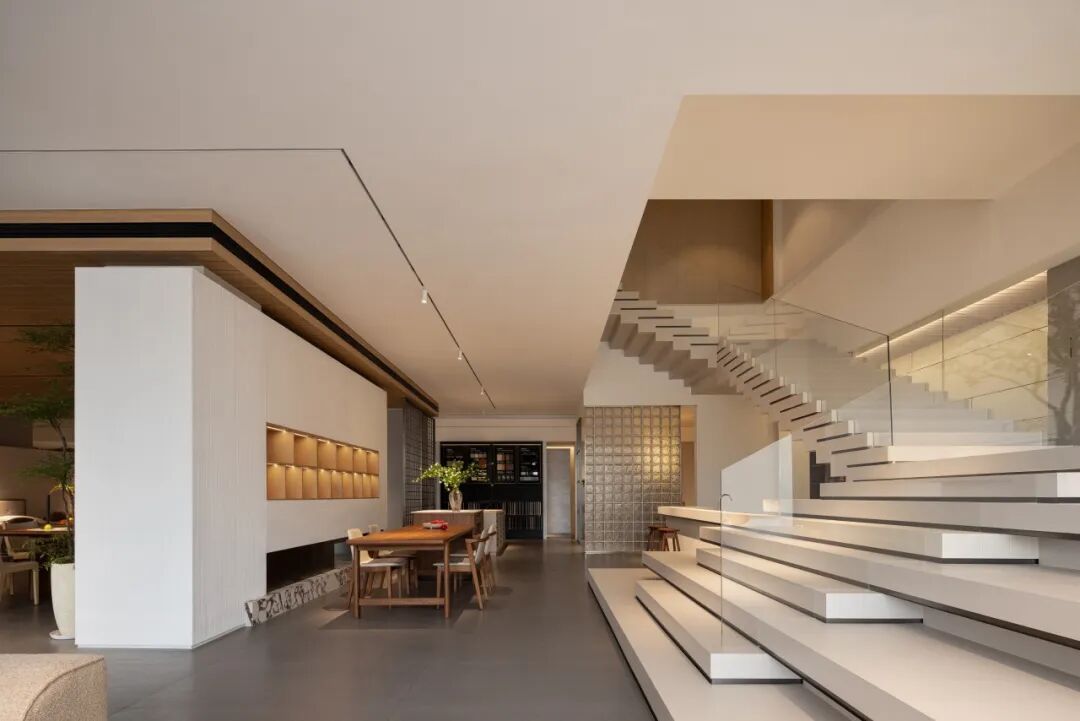 BDSD设计首发|1000m²高端家居展厅，跨越时空与风格的艺术之旅!-10