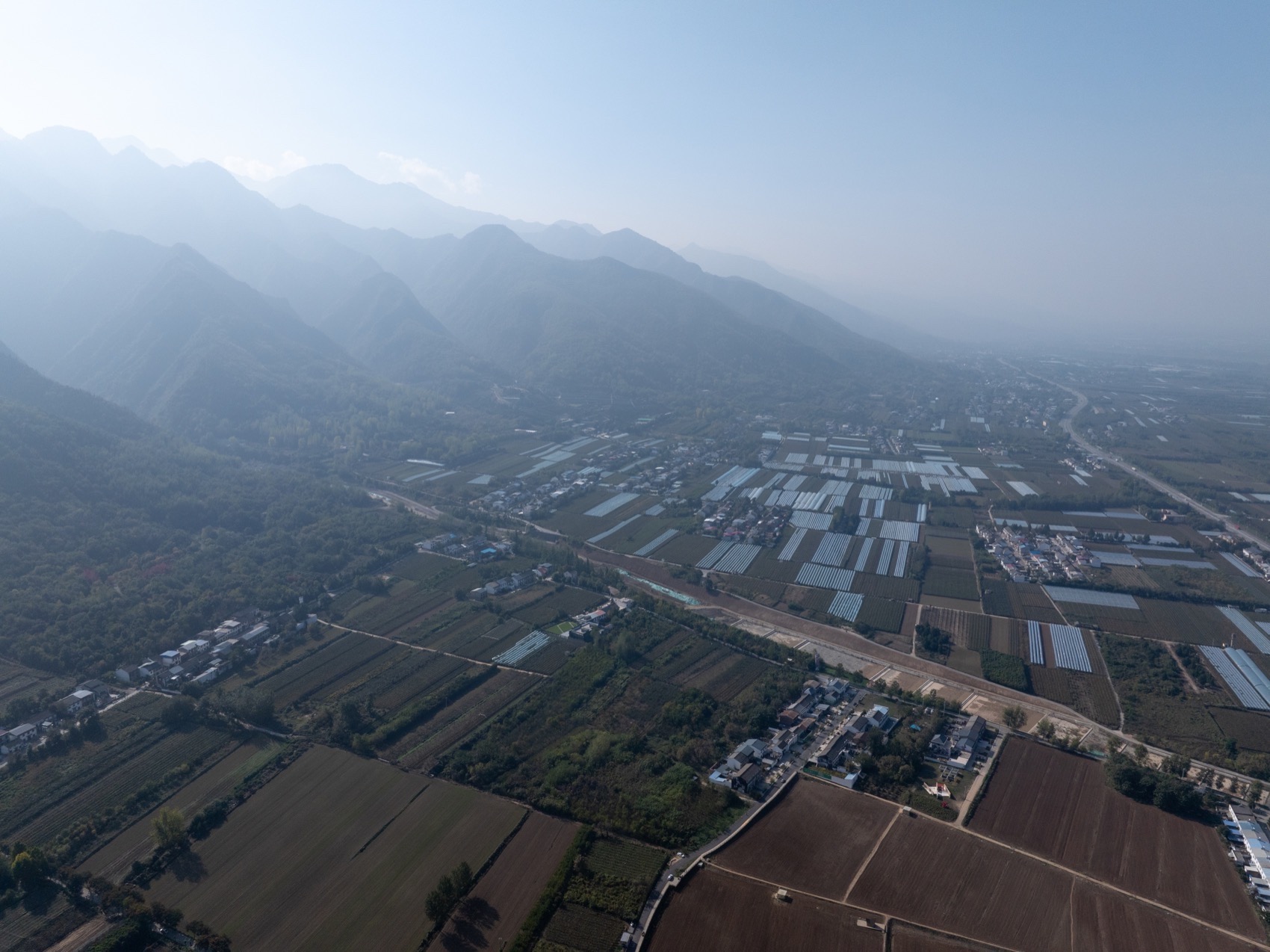 流光展厅 – 关中忙罢艺术节内院改造丨中国西安丨戴璞建筑-3