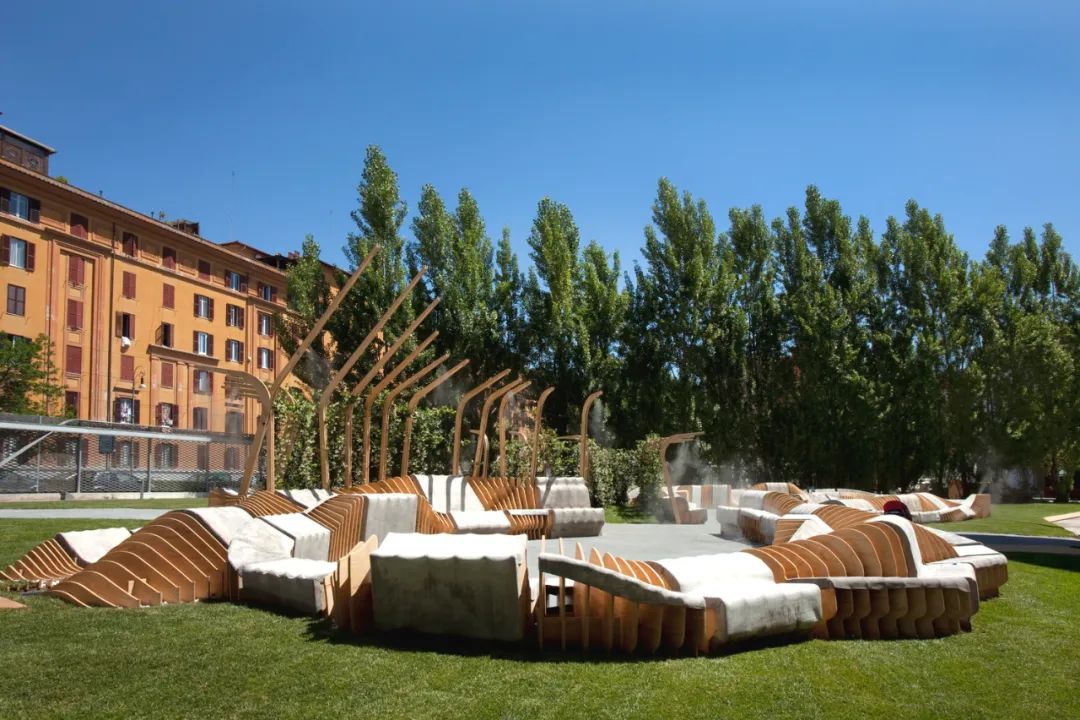 城市公共空间对流浪者的敌意设计丨中国广州-87