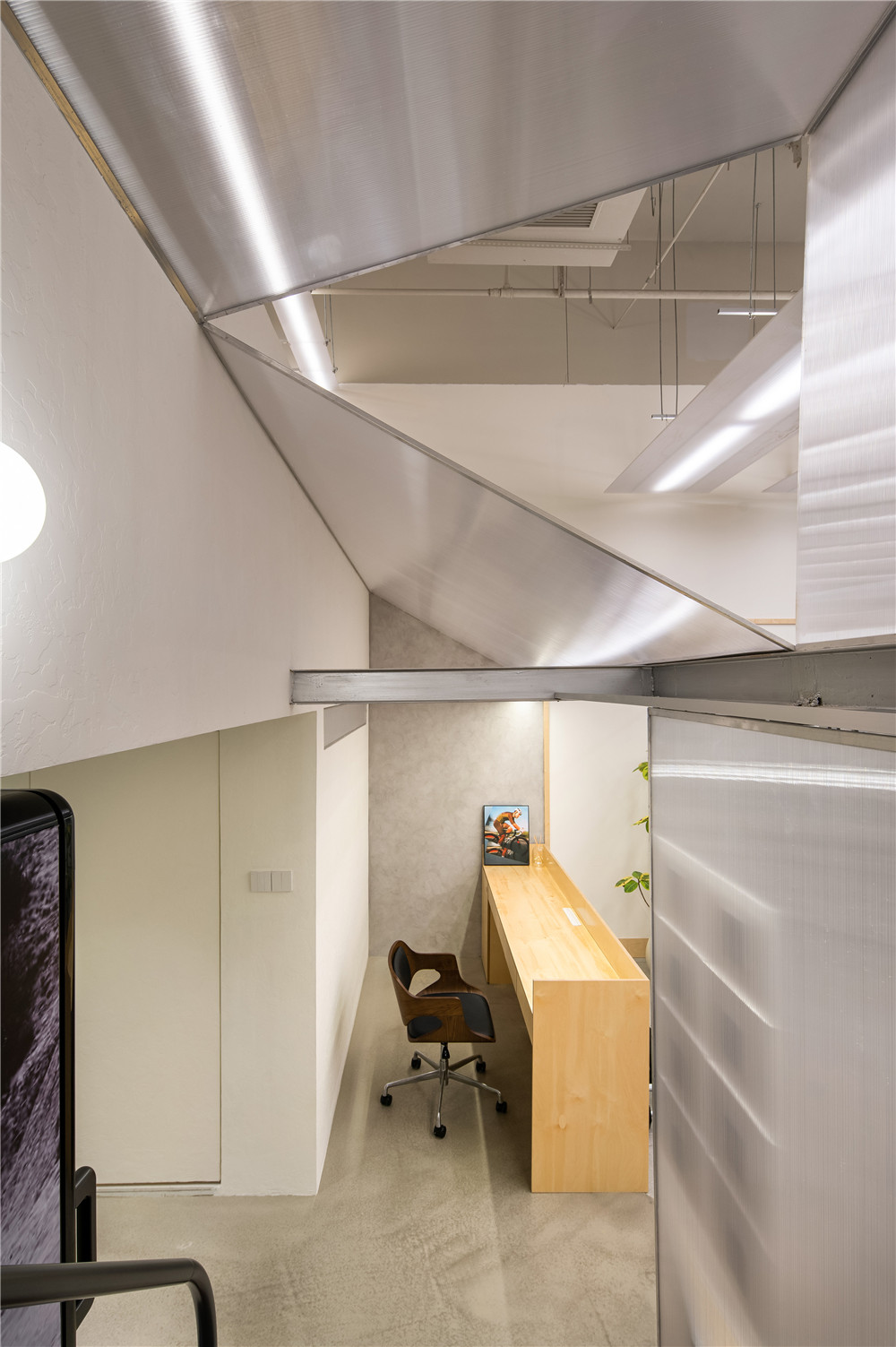 RacingRED骑行训练中心丨中国上海丨几平方建筑-49