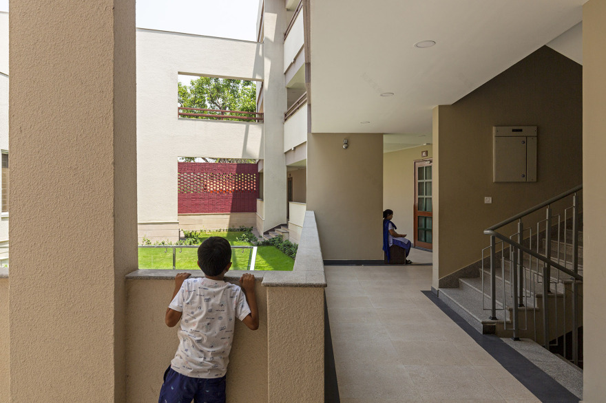 Mann 学校女生宿舍 | 绿色空间与现代设计完美融合-30