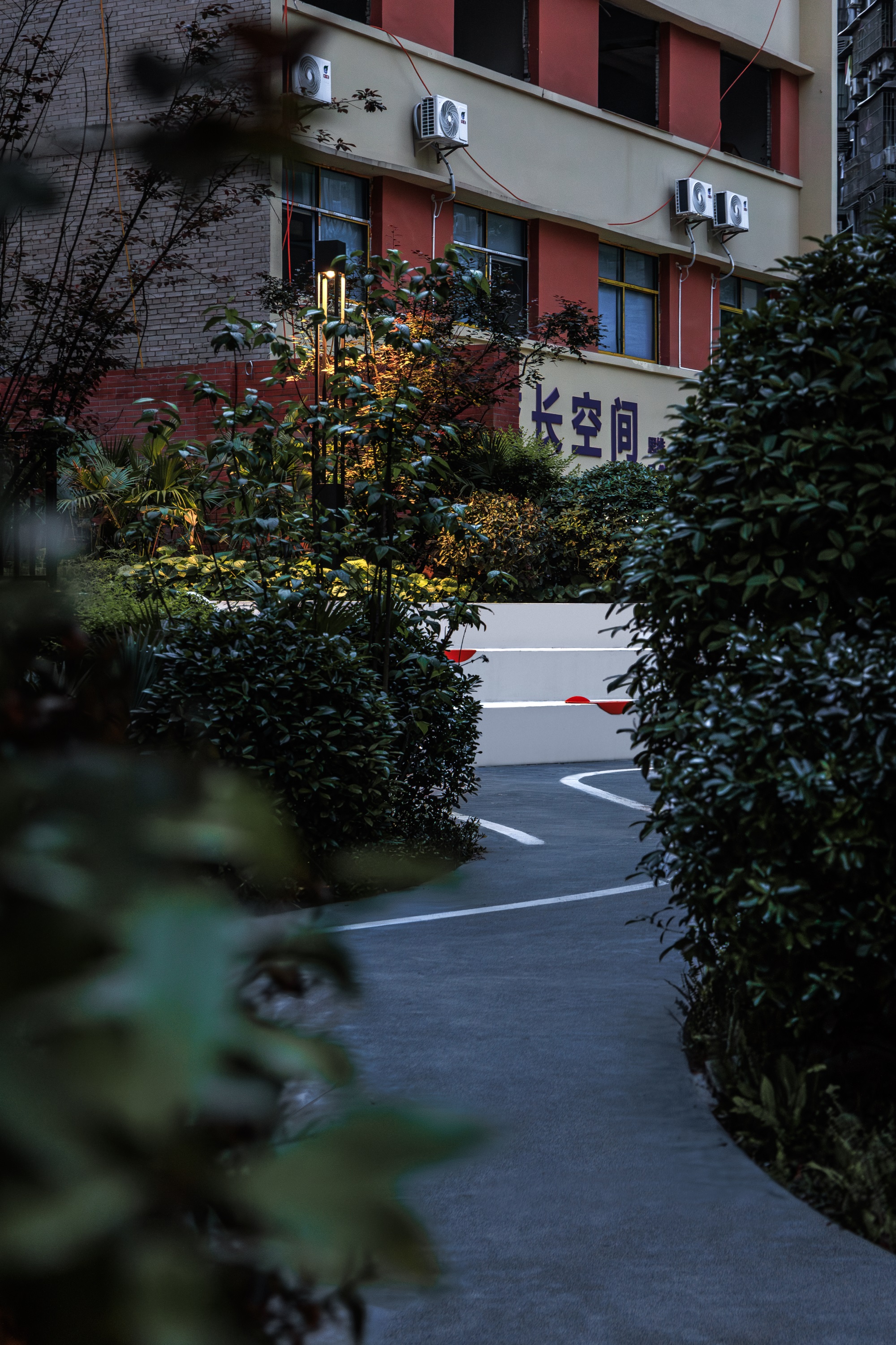 巴蜀中学张家花园校区景观改造丨中国重庆丨AF.d 奥凡设计(景观),重庆市设计院城市建筑一院(建筑)-117