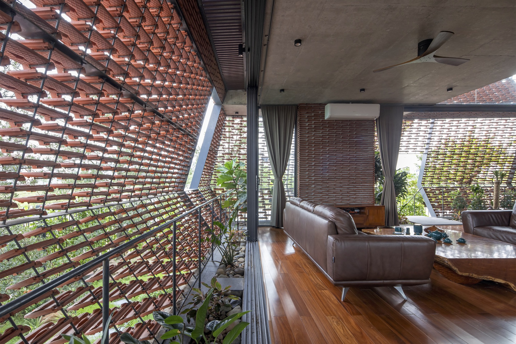 瓦片雀巢屋丨越南丨H&P Architects-18