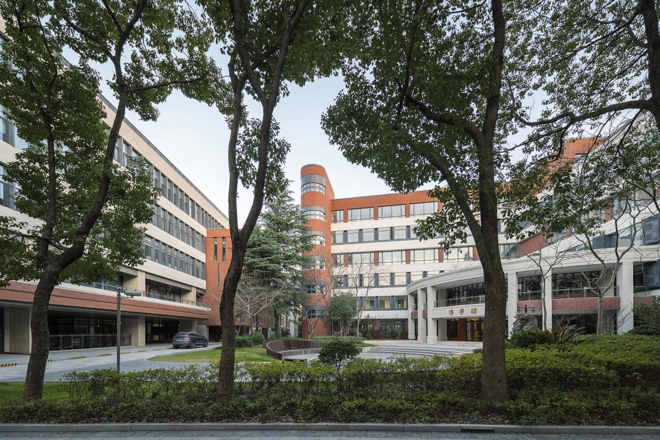 复旦大学附属中学博学楼外立面改造设计服务项目丨中国杨浦丨上海华都建筑规划设计有限公司(HDD)-22