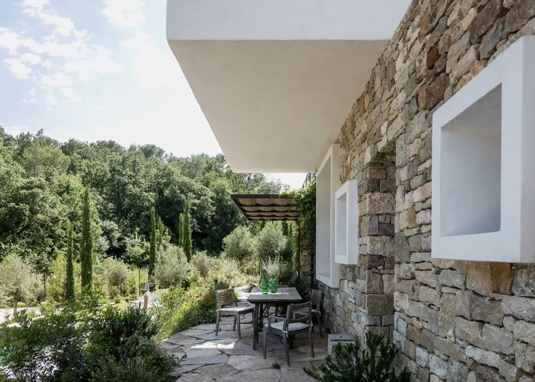 重塑传统，Caprini & Pellerin 建筑美学解读-39