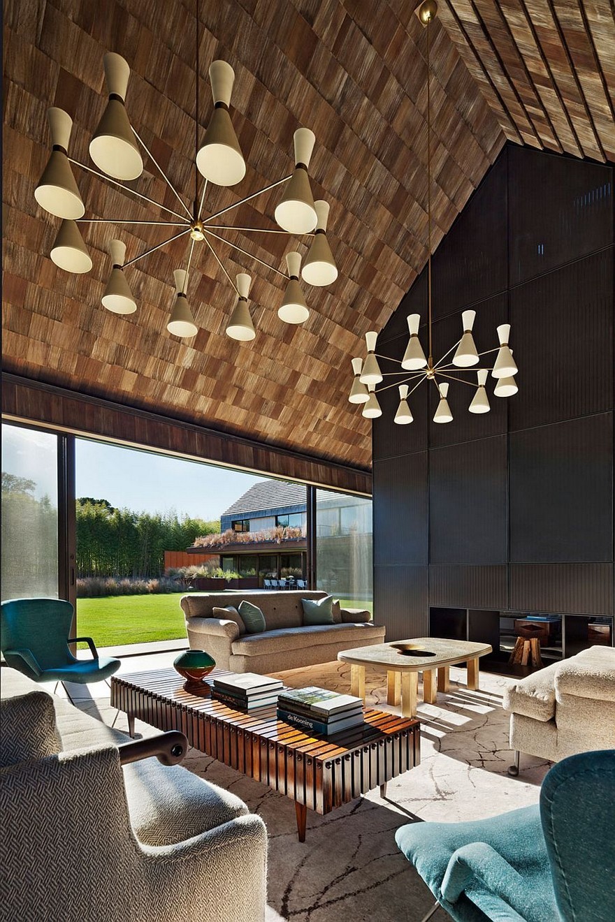 This Hamptons House Features Warm, Earthy Tones and a Modern Interiors-15