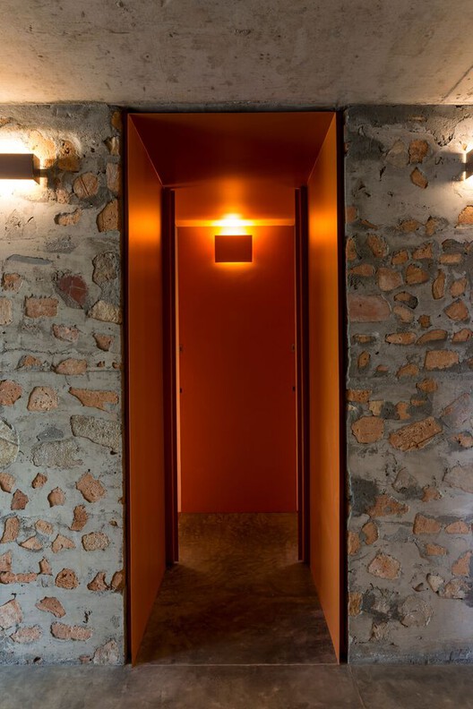 庞巴尔街的独眼混凝土丨圣保罗 Criação 办公室-6