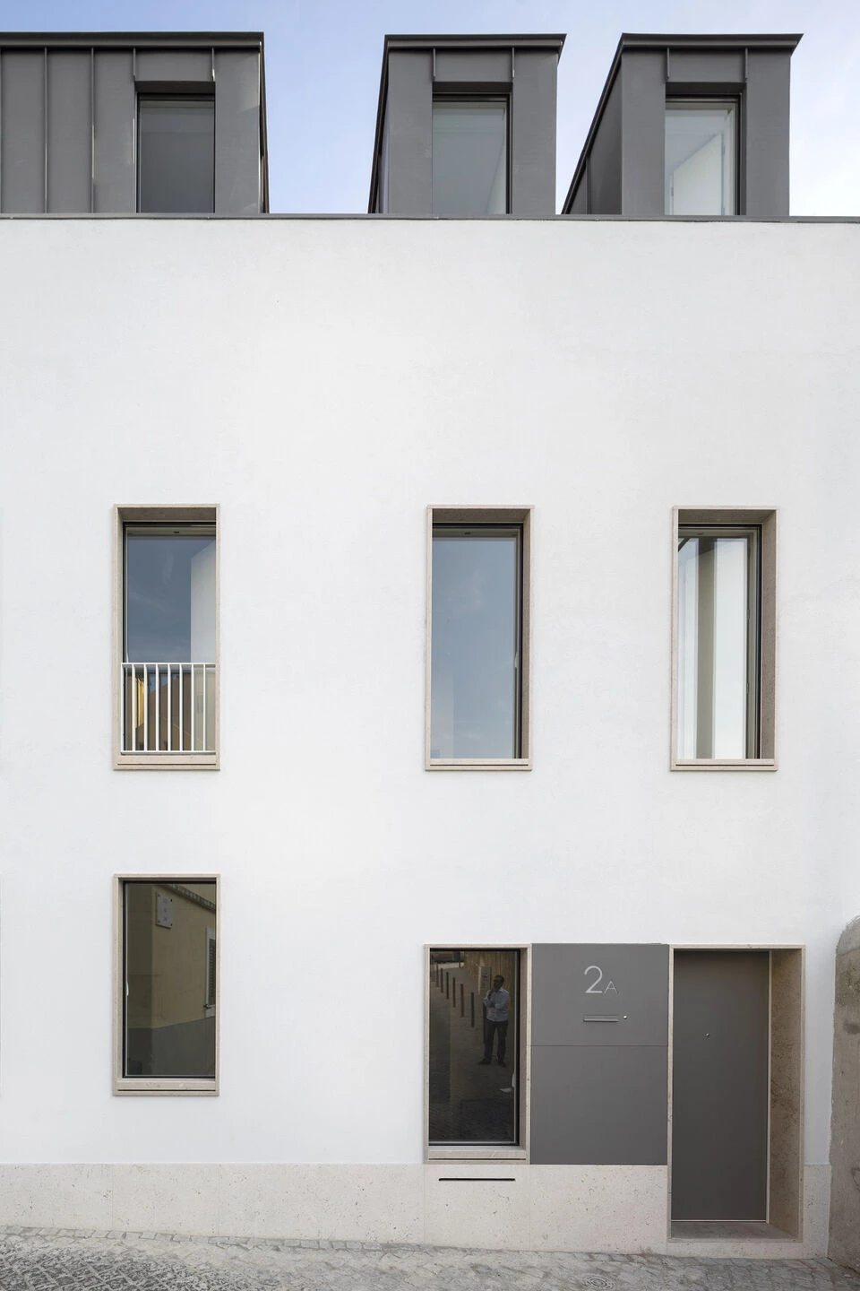 葡萄牙里斯本低成本租赁住宅楼丨Humberto Conde Arquitetos-9