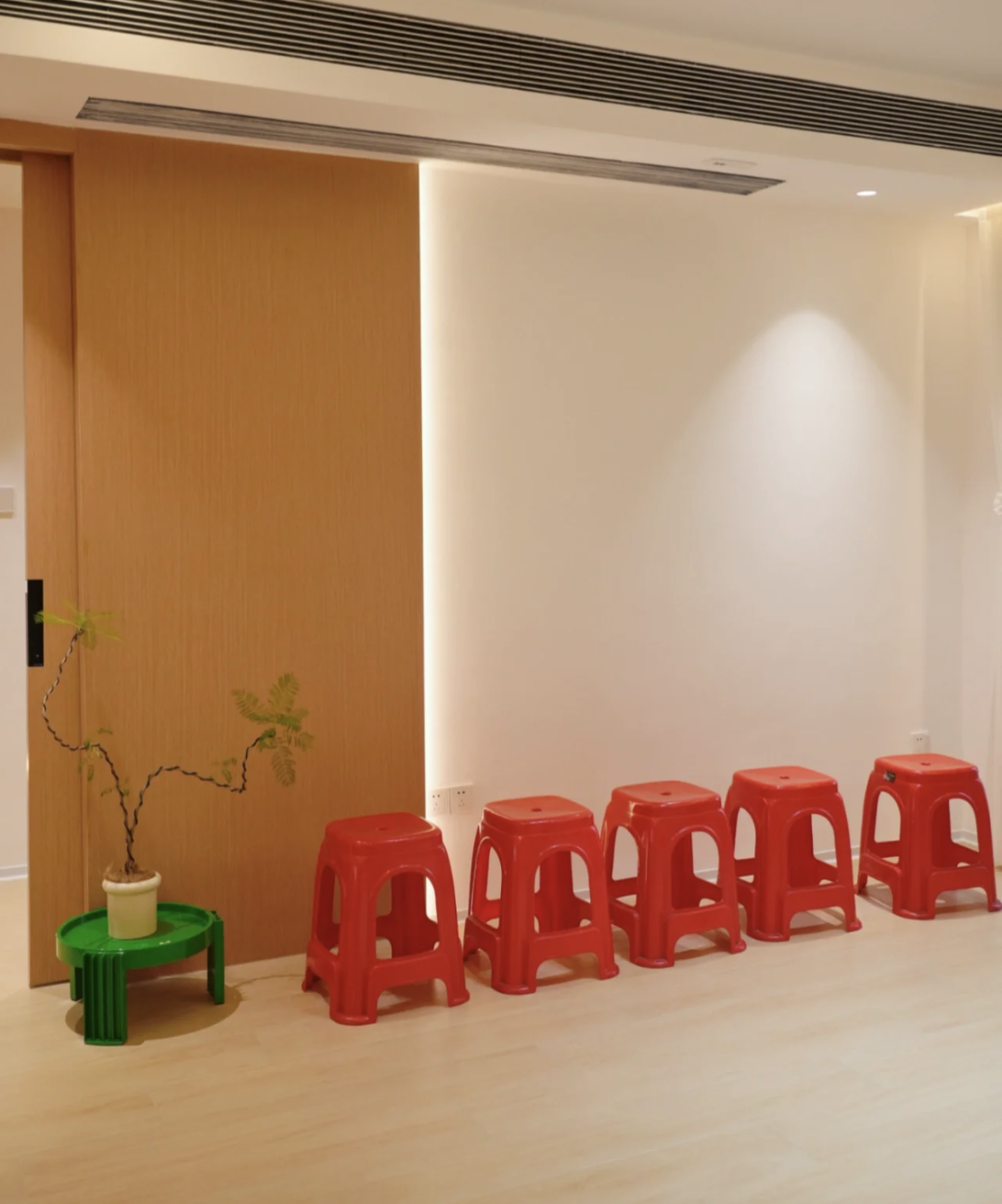 “中看不中用”的装修案例分享-47