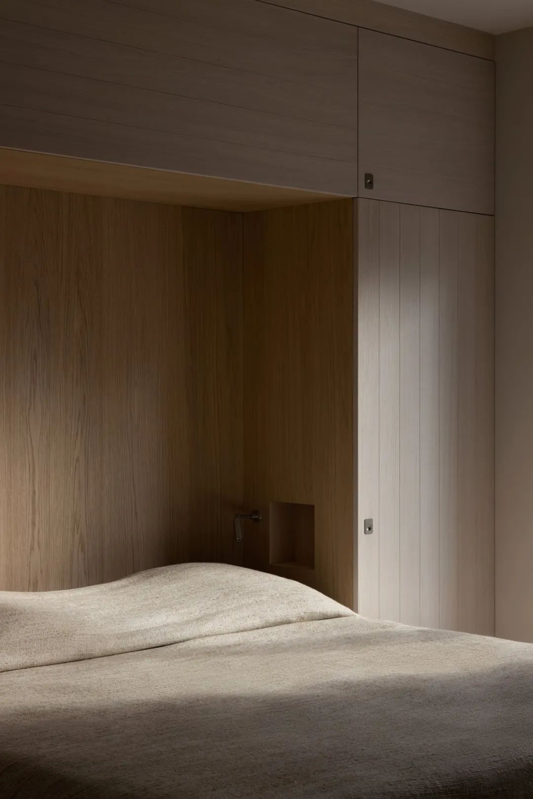 原木极简风四居丨比利时丨比利时建筑工作室Decancq Vercruysse-21