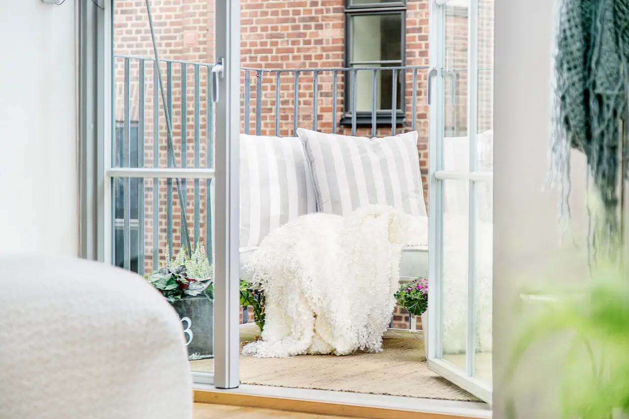 工业风小宅，双景致阳台，尽享每日渡轮盛宴-12