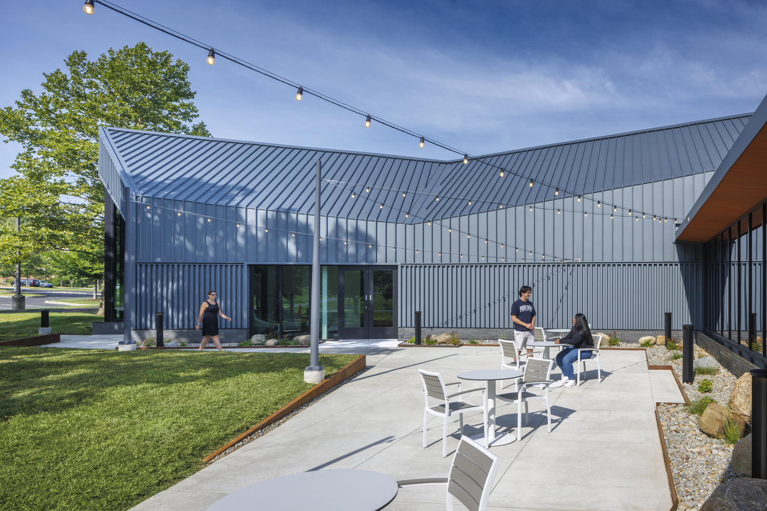 美国宾夕法尼亚州立大学 Behrend 联邦住宅丨GBBN-11