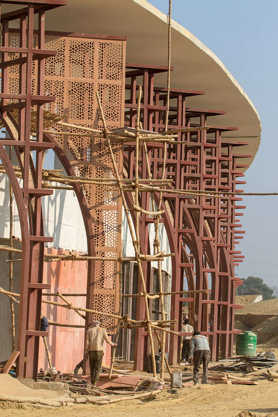 印度红拱螺旋城市市集-Avadh Shilpgram / Archohm Consults-62