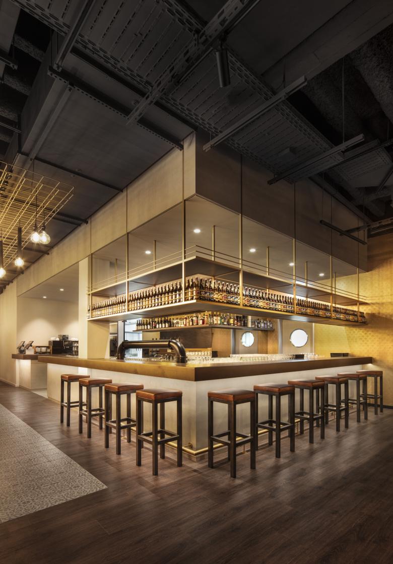 斯图加特市政厅地下室餐馆丨德国斯图加特丨DIA Dittel Architekten-1