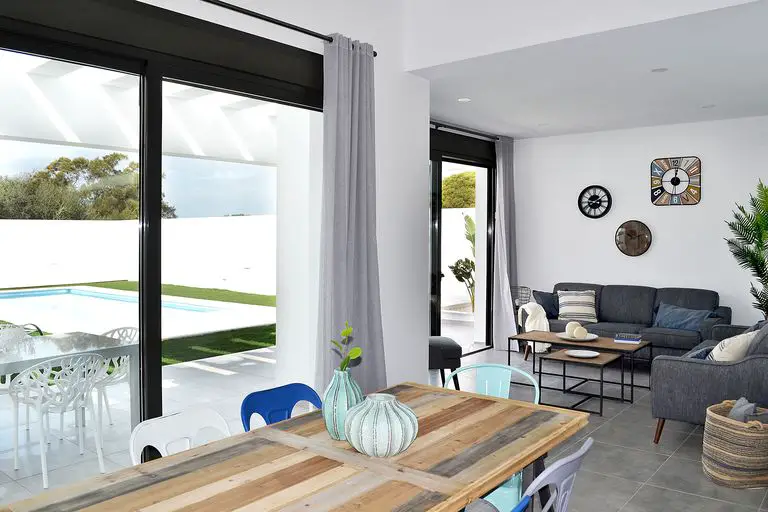 西班牙蓝色海景度假屋设计-5