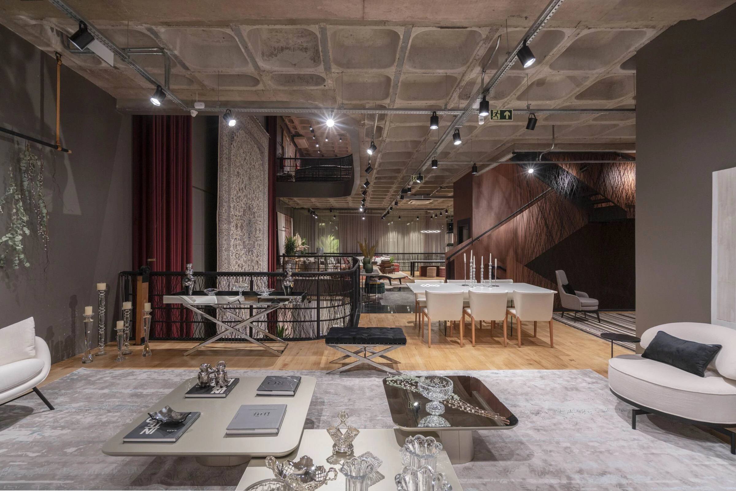 Império Persa 家居设计商店丨巴西丨Tartan Arquitetura e Urbanismo-12