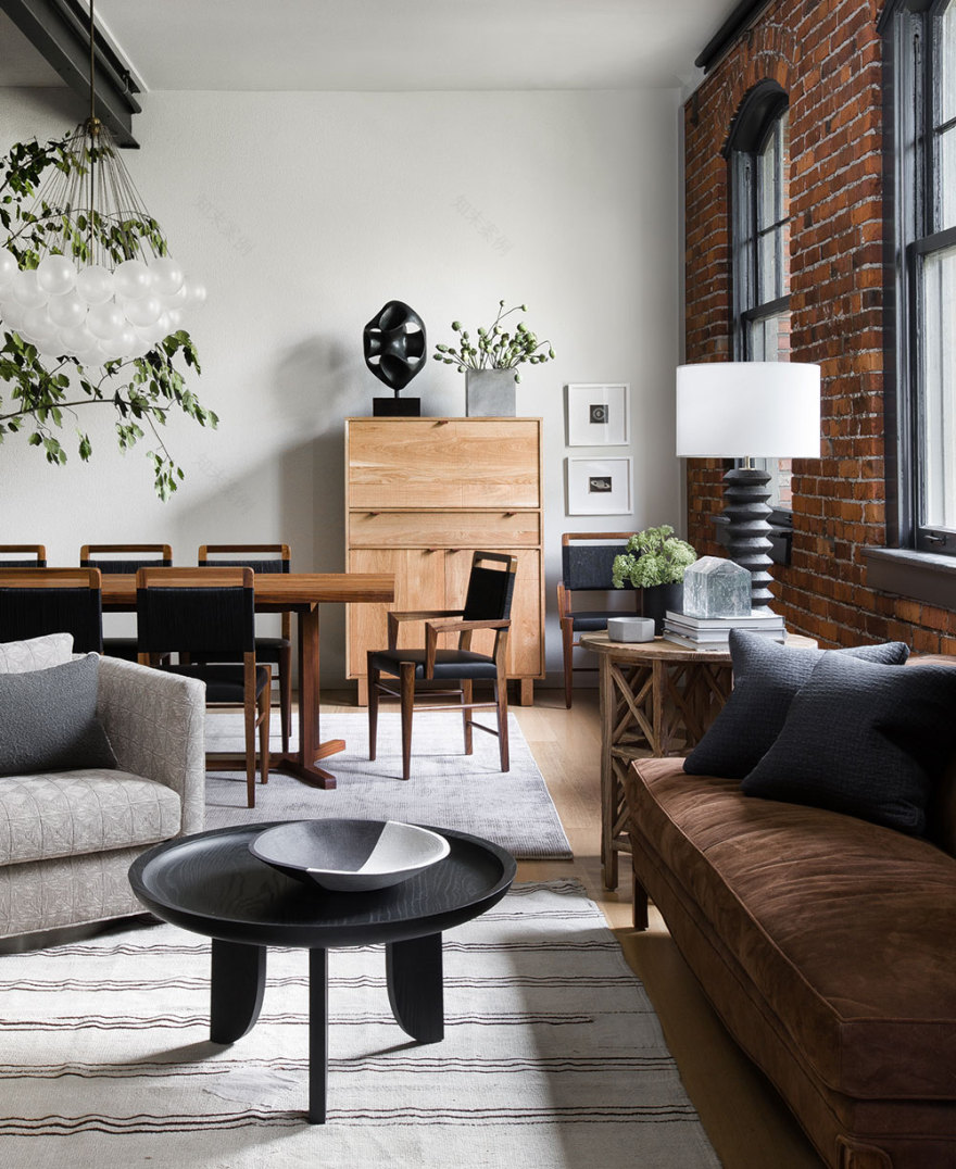 华盛顿西雅图前消防站打造的时尚单身公寓-2