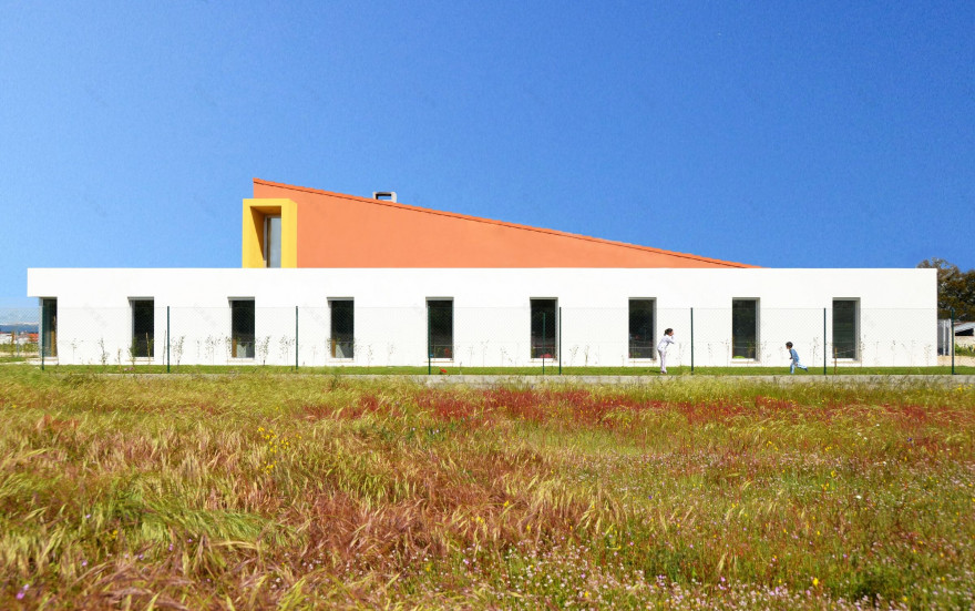 葡萄牙阿尔梅林"几何积木"私人住宅-14