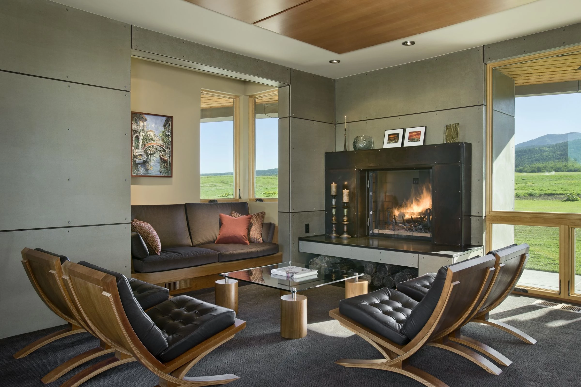 翻新改造的现代家庭别墅-17