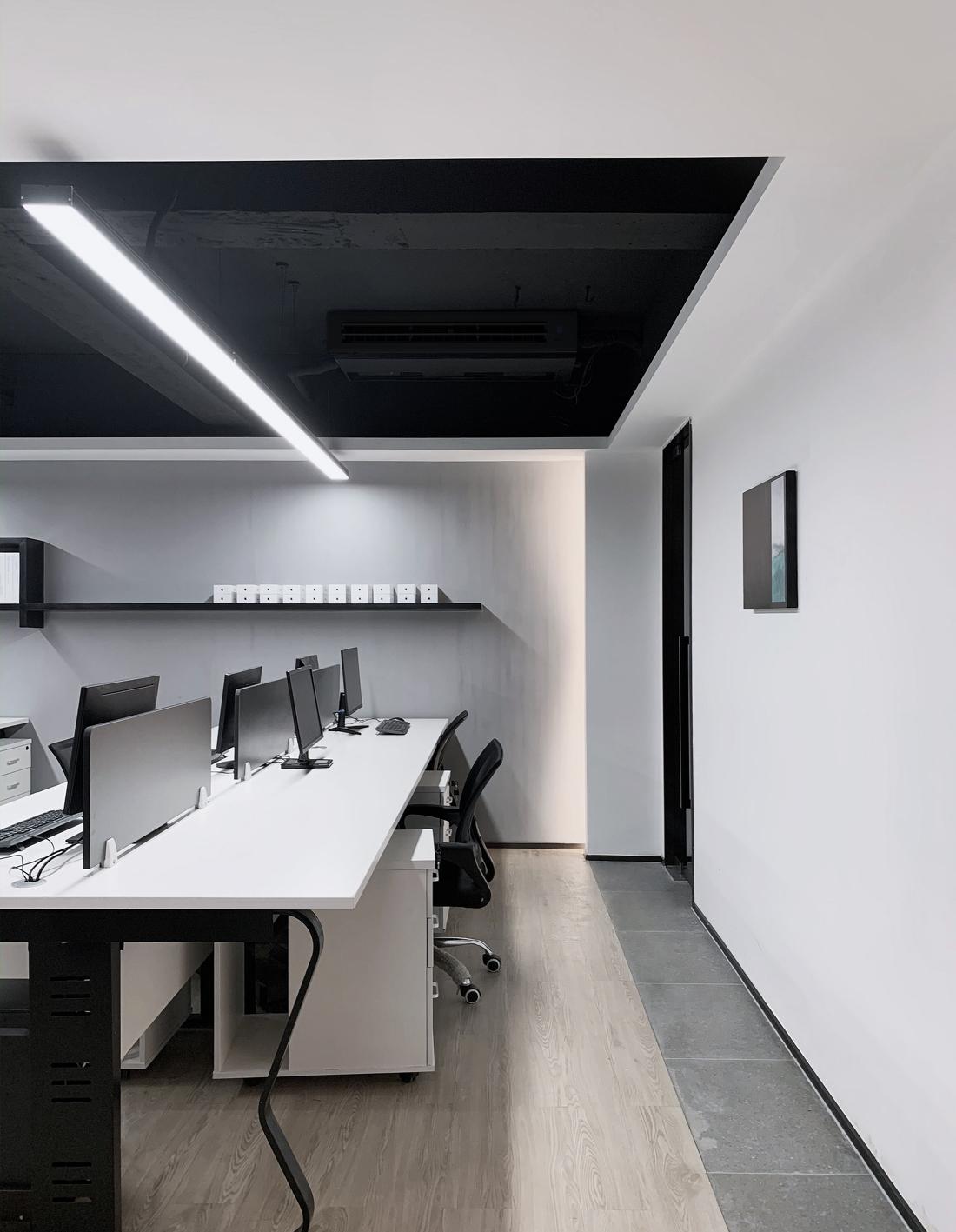 纯粹极简,探索小空间设计之美-16