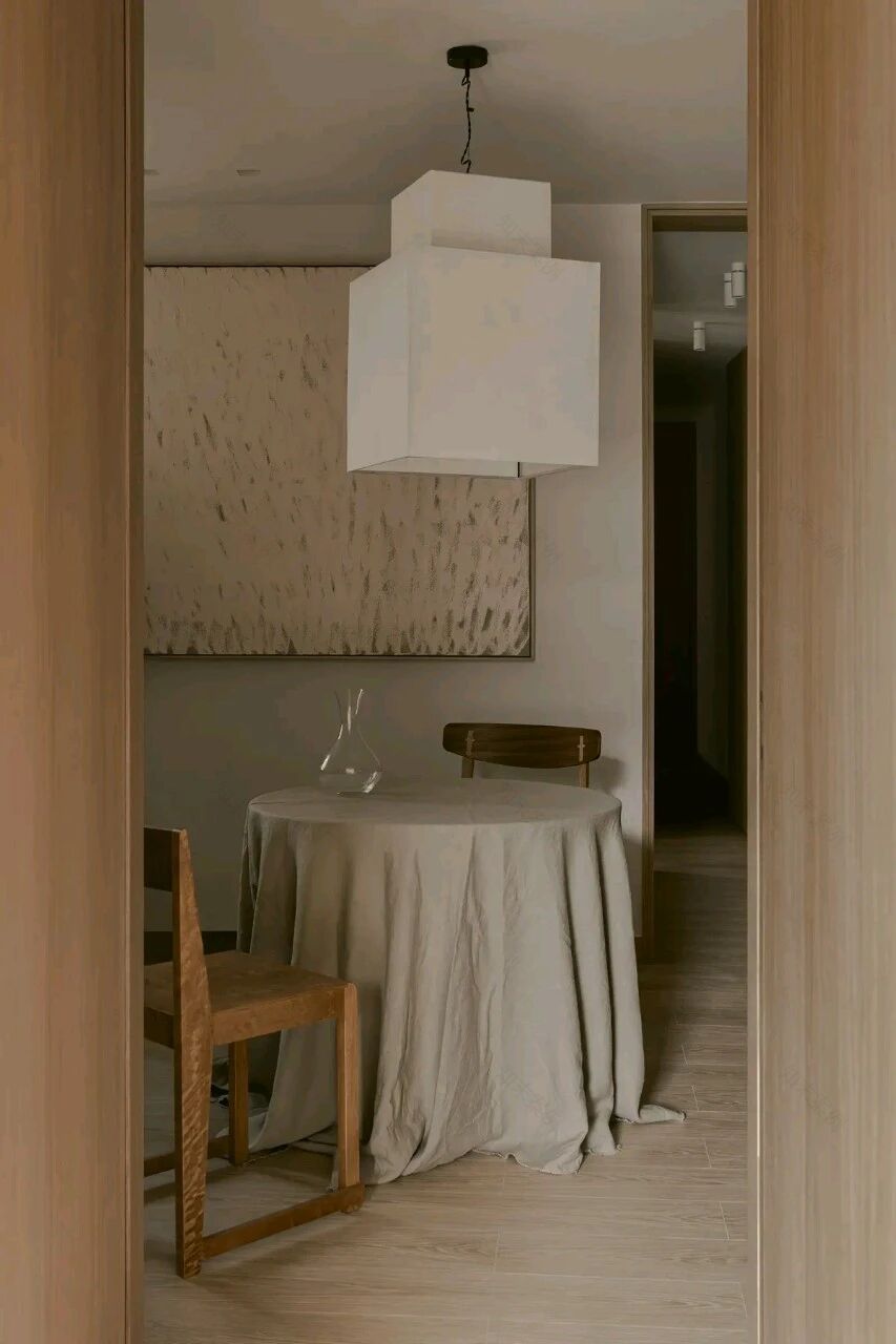 松弛感居所 马德里70年代公寓的空间重构美学丨De la Villa Studio-24