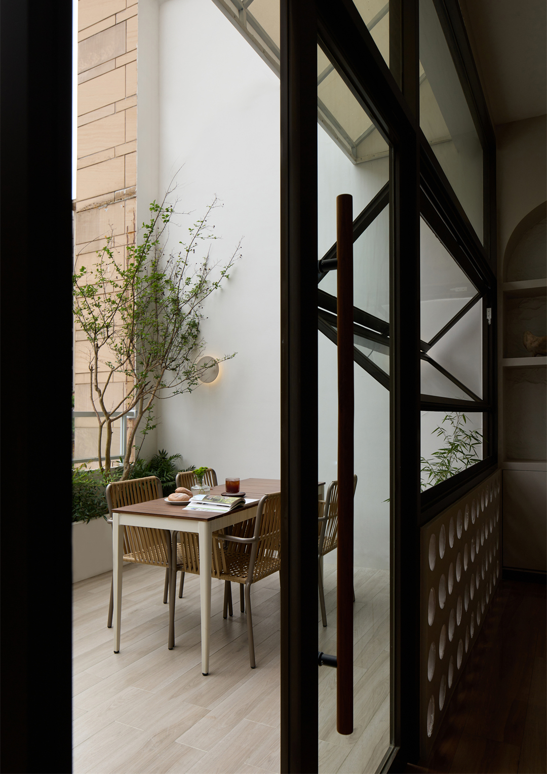 双羽设计 · 七点家作 · 空间传达的诗意美学丨中国河源-49