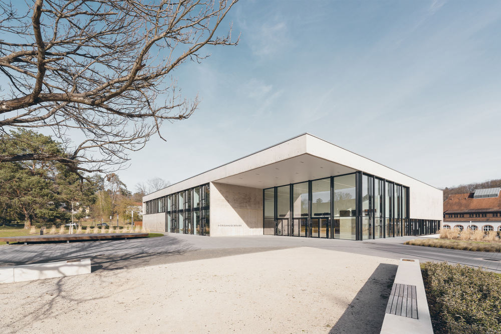 Medicine 2 | Felix Meyer-0