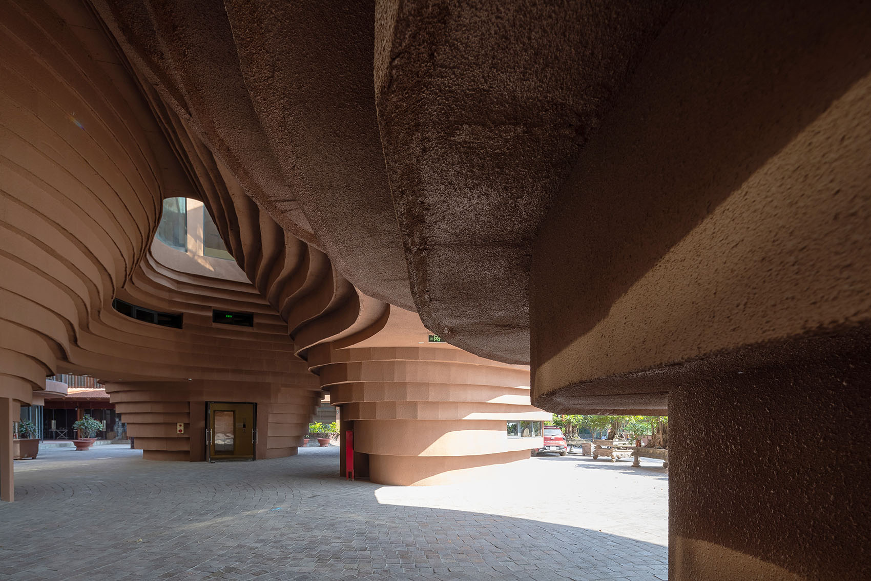 Bat Trang 陶瓷社区中心丨越南丨1+1>2 Architects-26