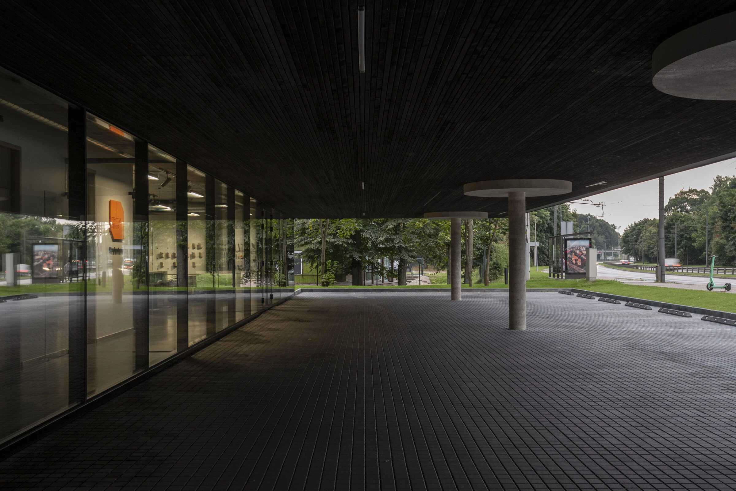 Kaunas 商业建筑丨立陶宛考纳斯-14