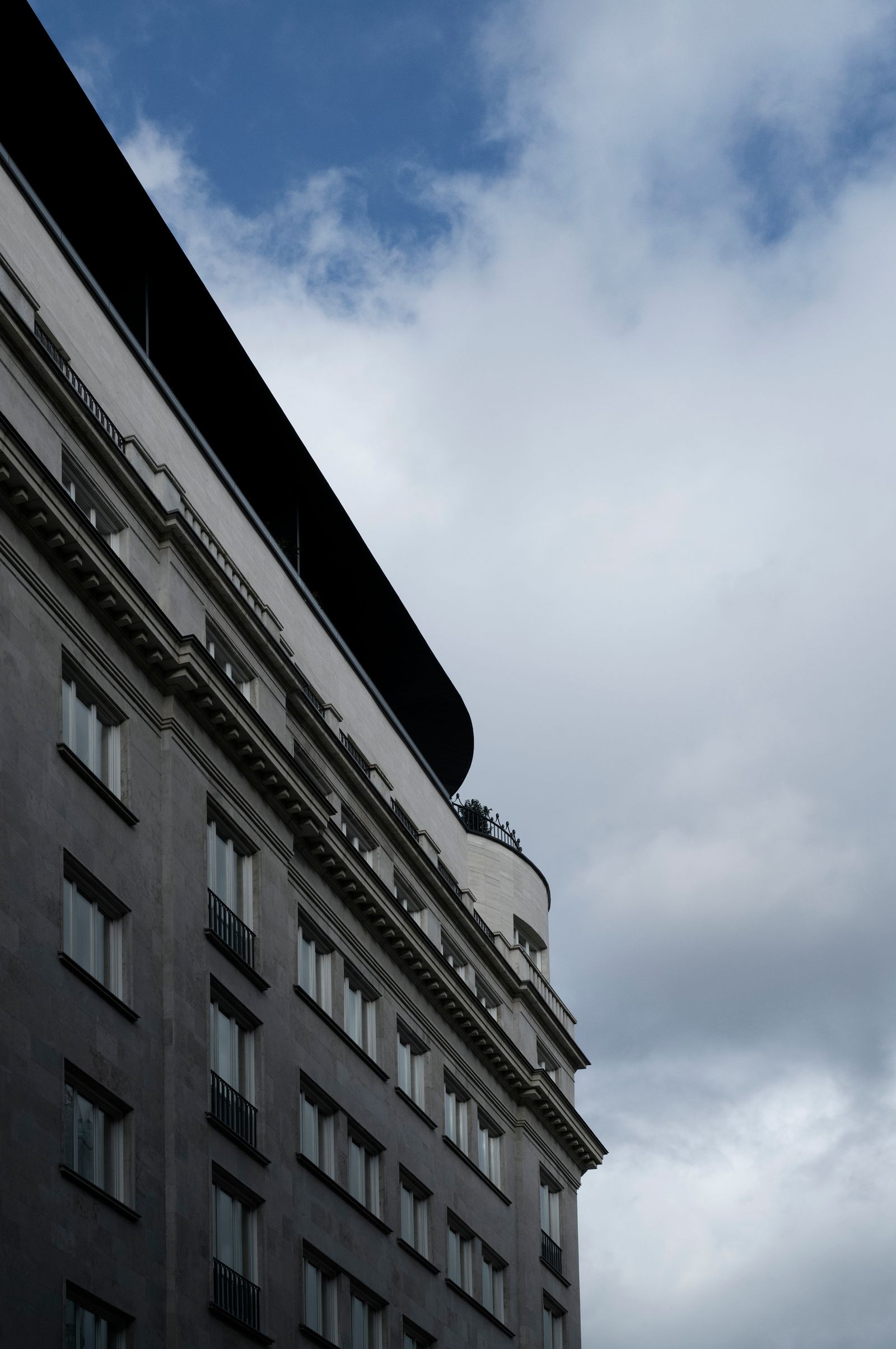 布达佩斯多萝西娅酒店（Dorothea Hotel,Budapest）丨匈牙利布达佩斯丨Lissoni Casal Ribeiro（由皮耶罗·利索尼创立）-44