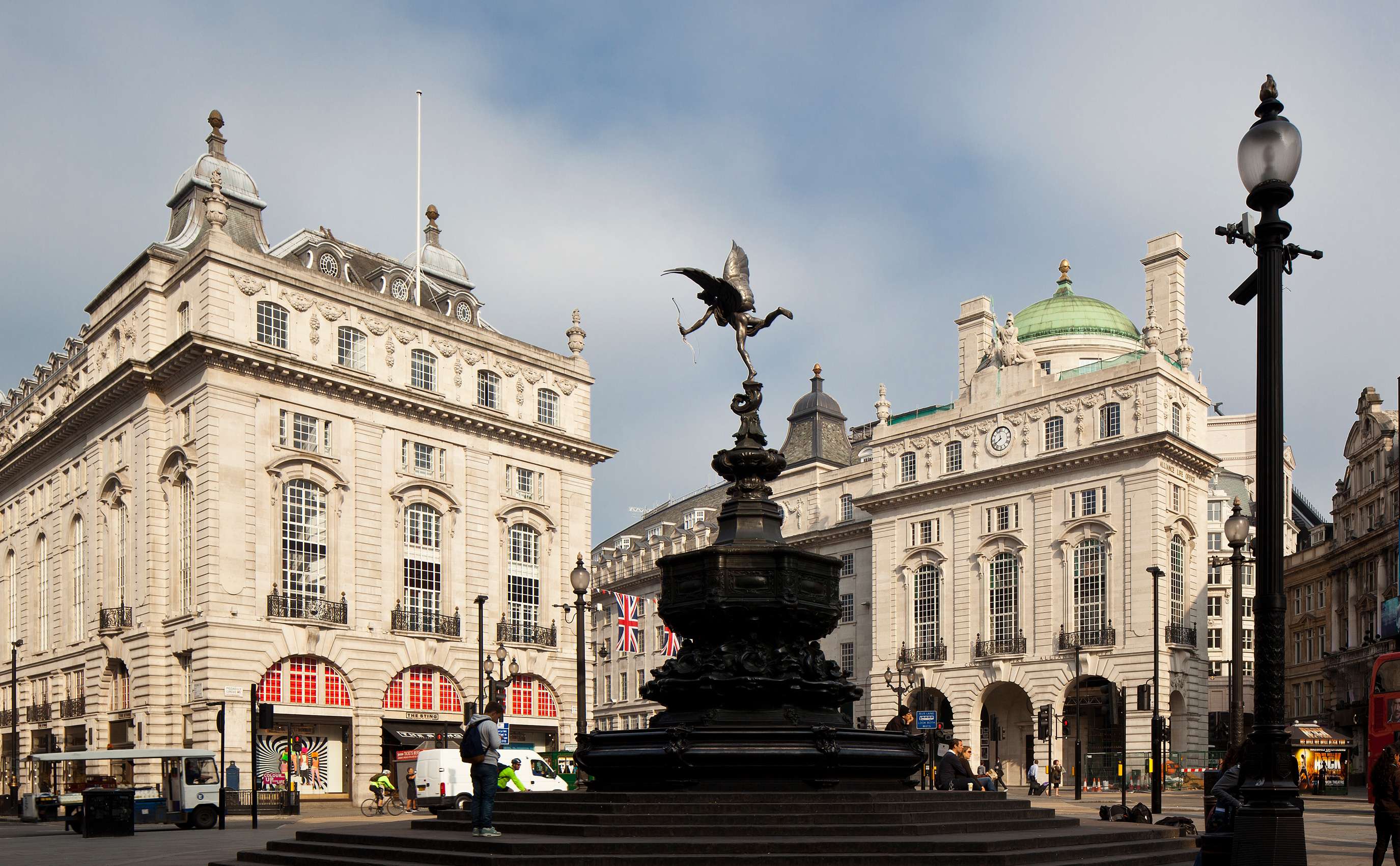 伦敦皇家咖啡酒店-20