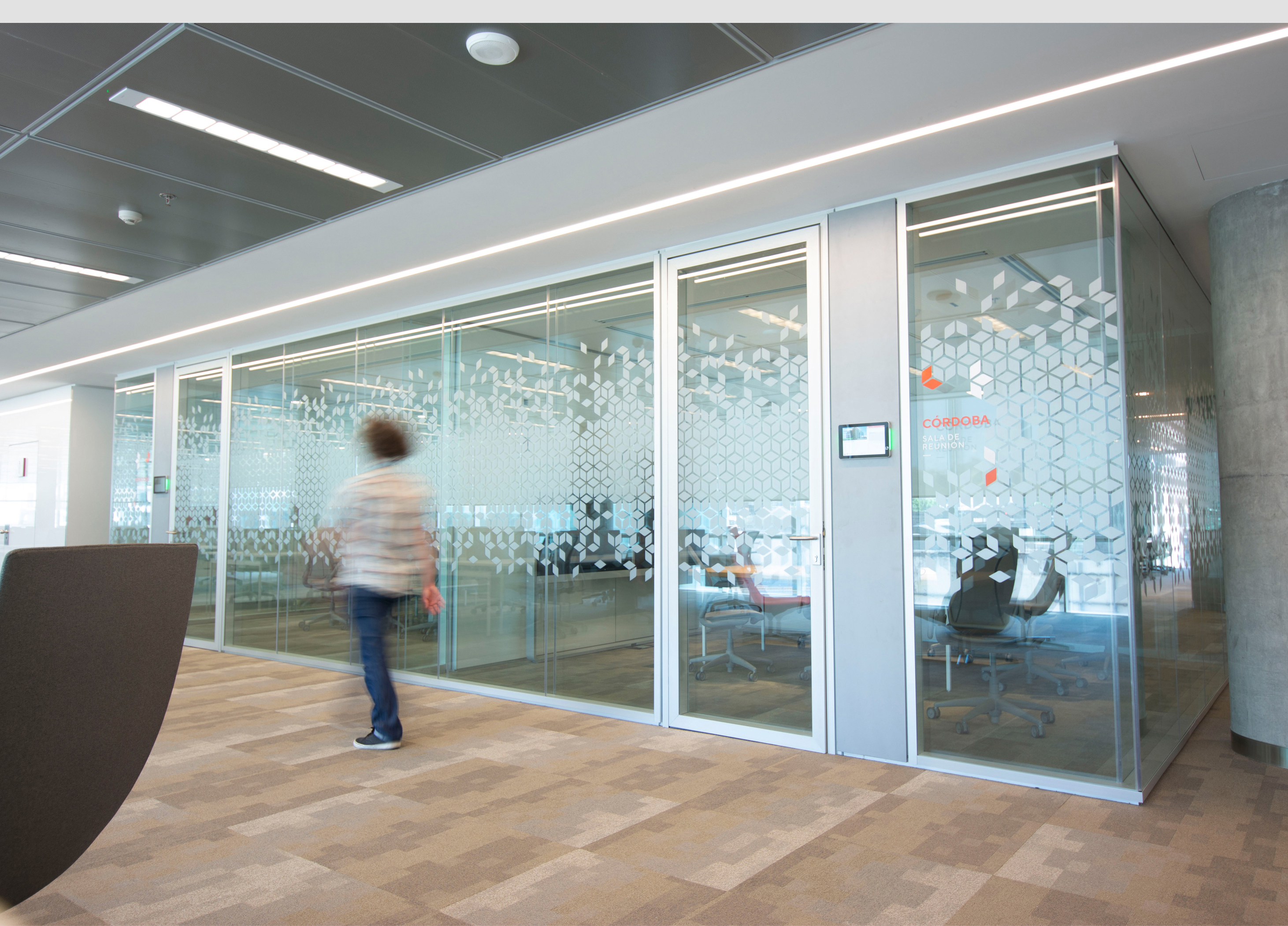 Santander 银行图形和标识设计项目丨Inplace-32