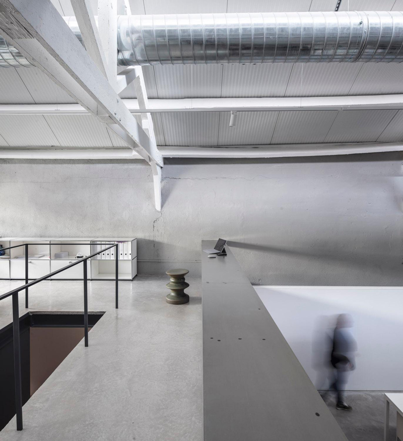 Isern & Associats旧工业厂房改造新办公室丨西班牙巴塞罗那丨Isern & Associats建筑工作室-12