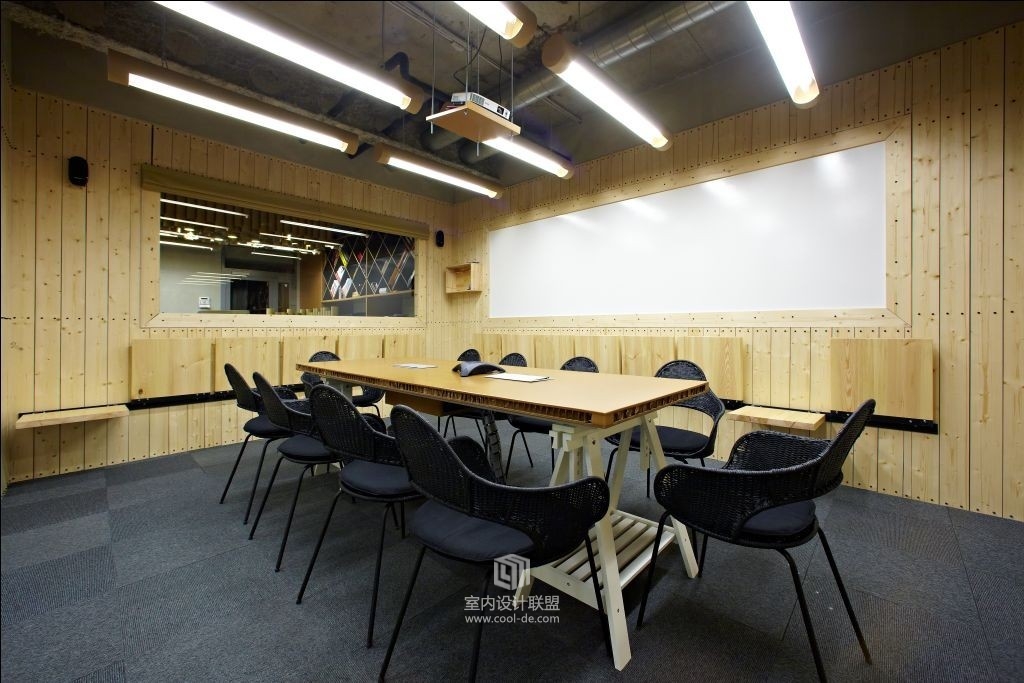 McCann-Erickson 办公室-24