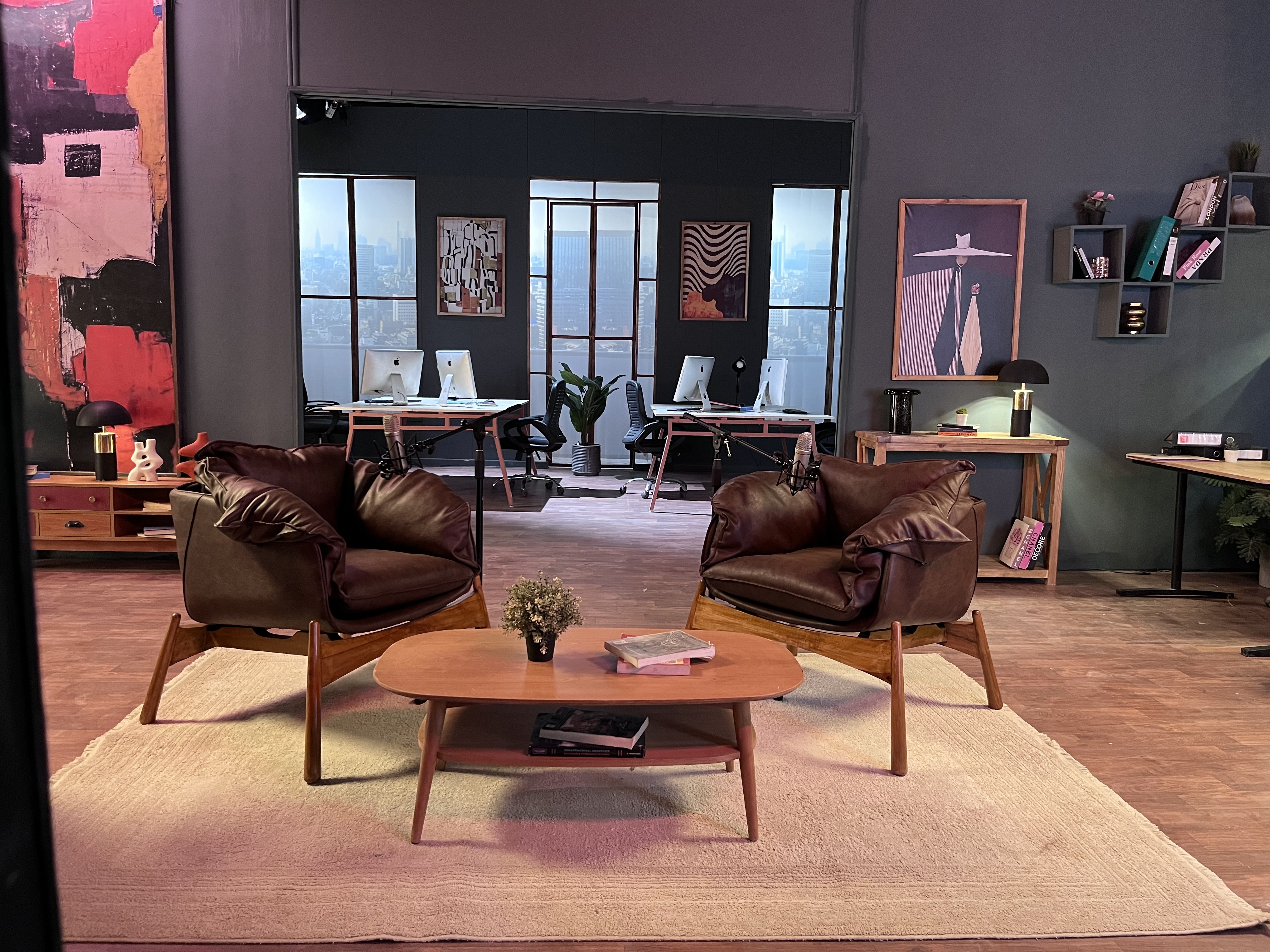 Modern Podcast Studio Interior Design .-3