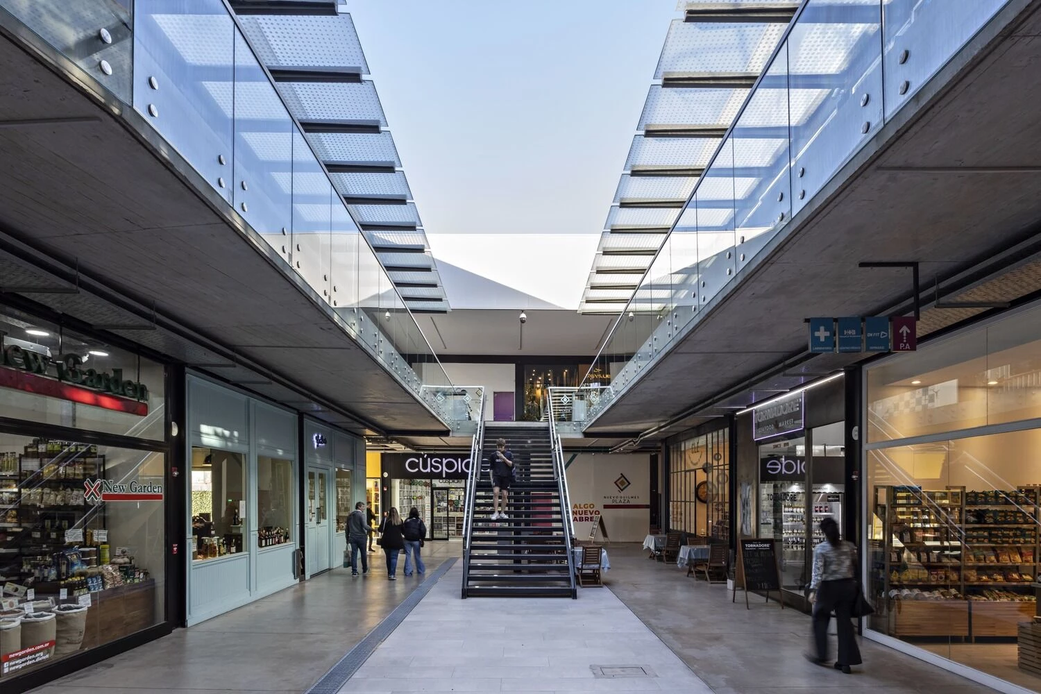 新基尔梅斯广场丨阿根廷布宜诺斯艾利斯丨Forcinito Arquitectos-18