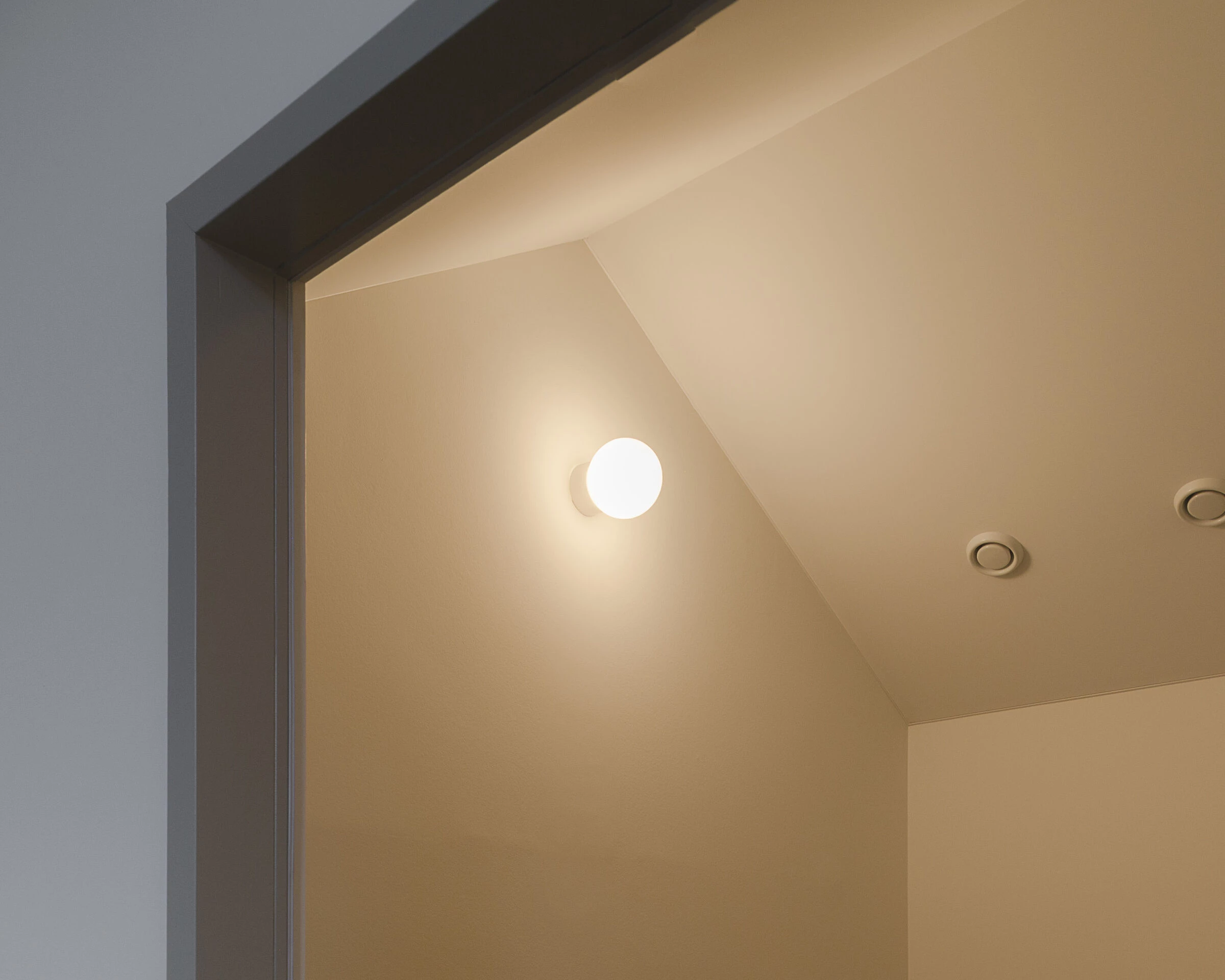 TRANSFORMATION OF A RESTAURANT INTO A NURSERY-22