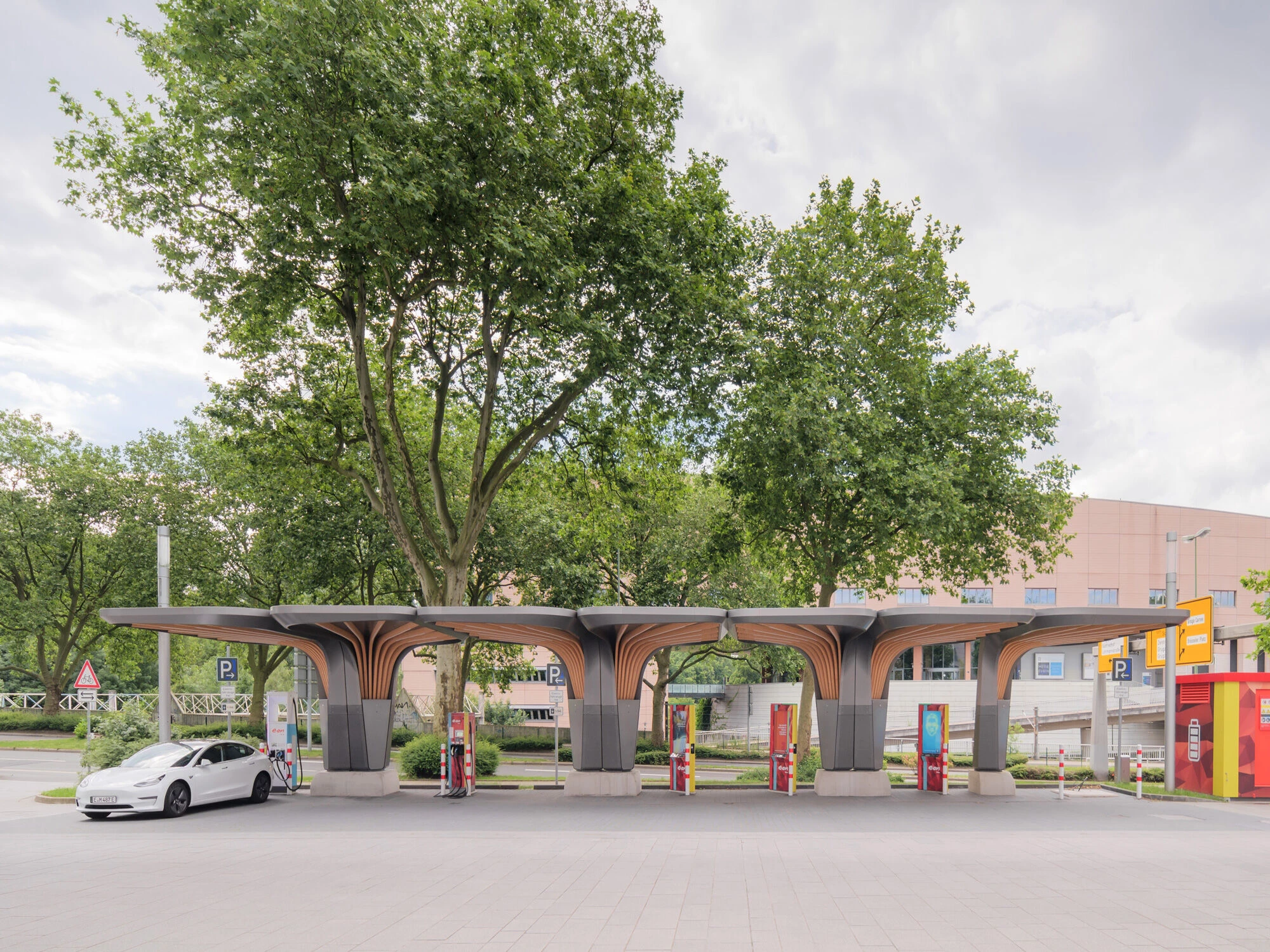 E·ON 超快充电站丨丹麦丨GRAFT-21