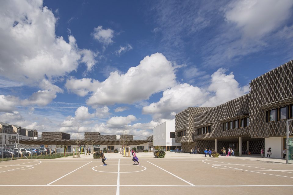 梦幻校园 · 迪士尼附近的 Louis de Vion 学校综合体-24