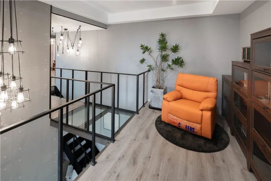 110㎡现代工业风之家,喵星人与主人的舒适小天地-25