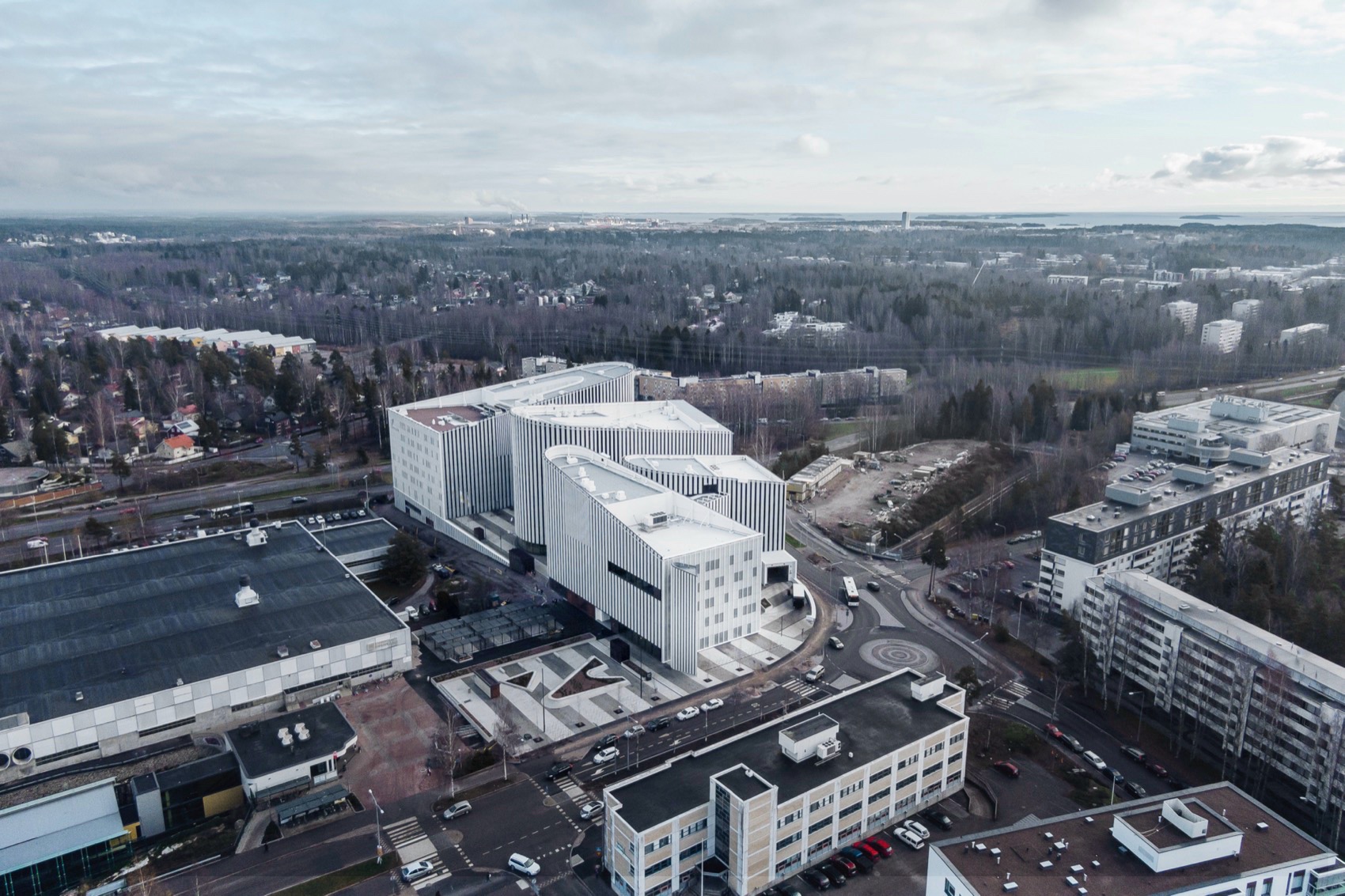 赫尔辛基大都会应用科技大学Myllypuro校区丨芬兰赫尔辛基丨Lahdelma & Mahlamäki architects-6