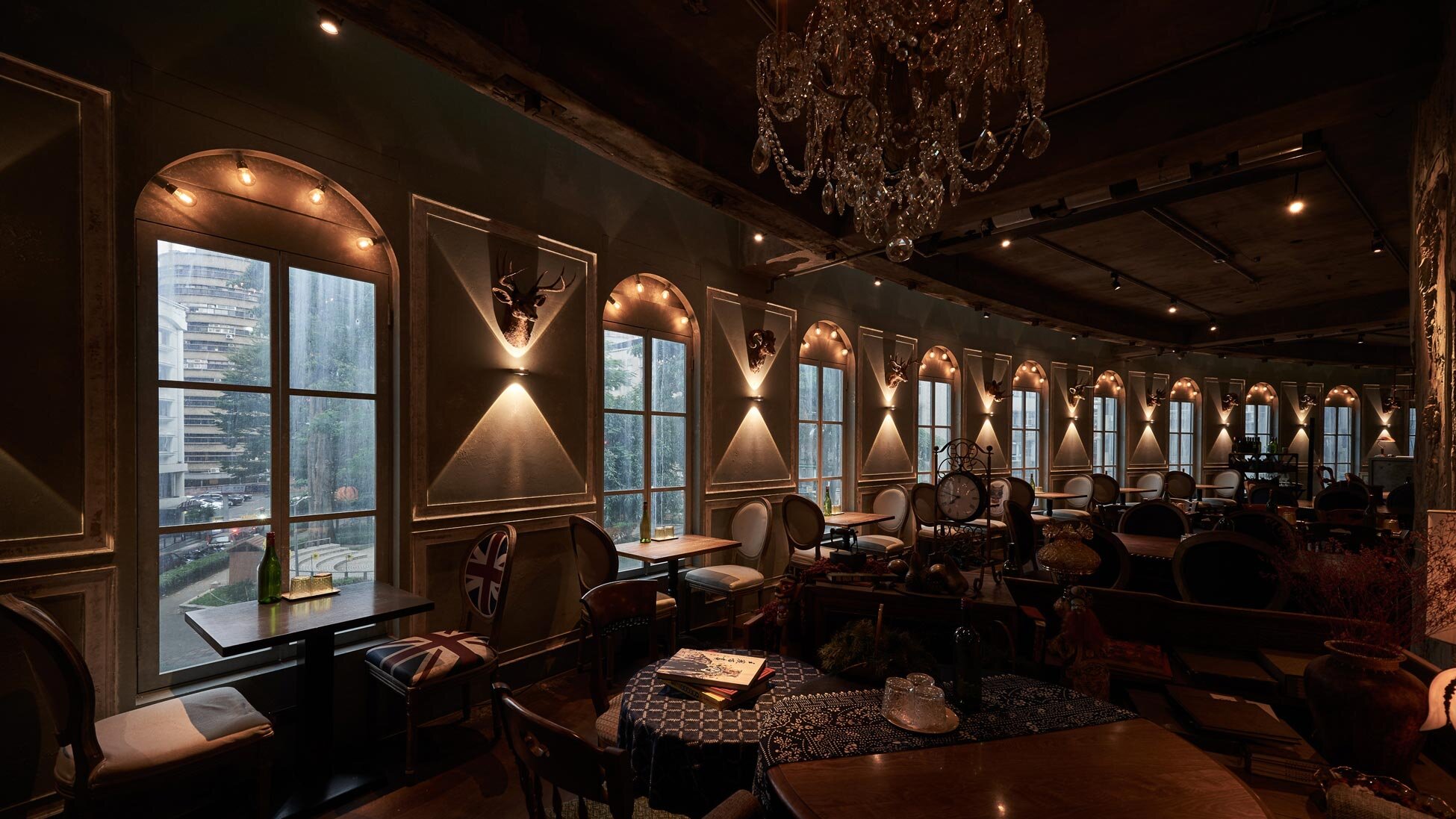 以空間為文本，以你的參與為創作，來一場美好時代的閱聽享受：台北雅痞書店 — Hey!Cheese-11