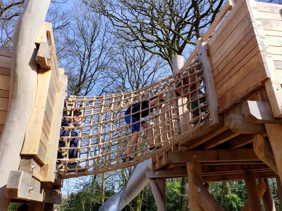 Haut  Gesvres公园大型游乐区及步道改造项目-1