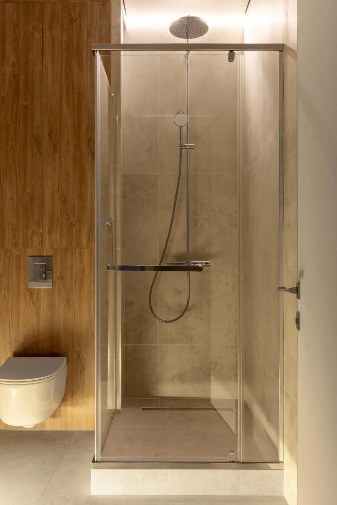 现代公寓中性自然色调设计丨Alexandra Gegi-30